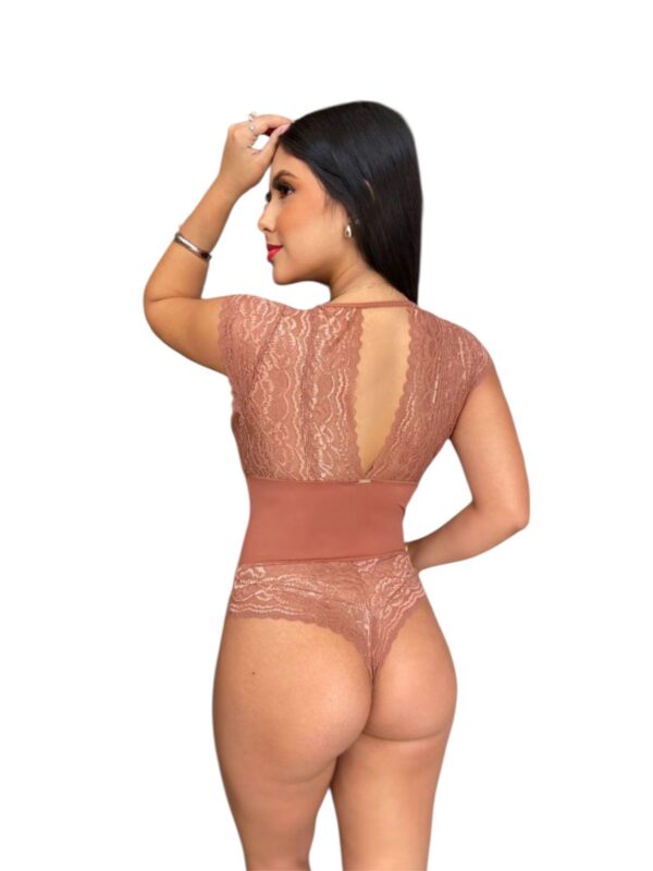 Body Feminino Renda, Manga Curta, Decote V Profundo, Estilo Lingerie - Imagem 4