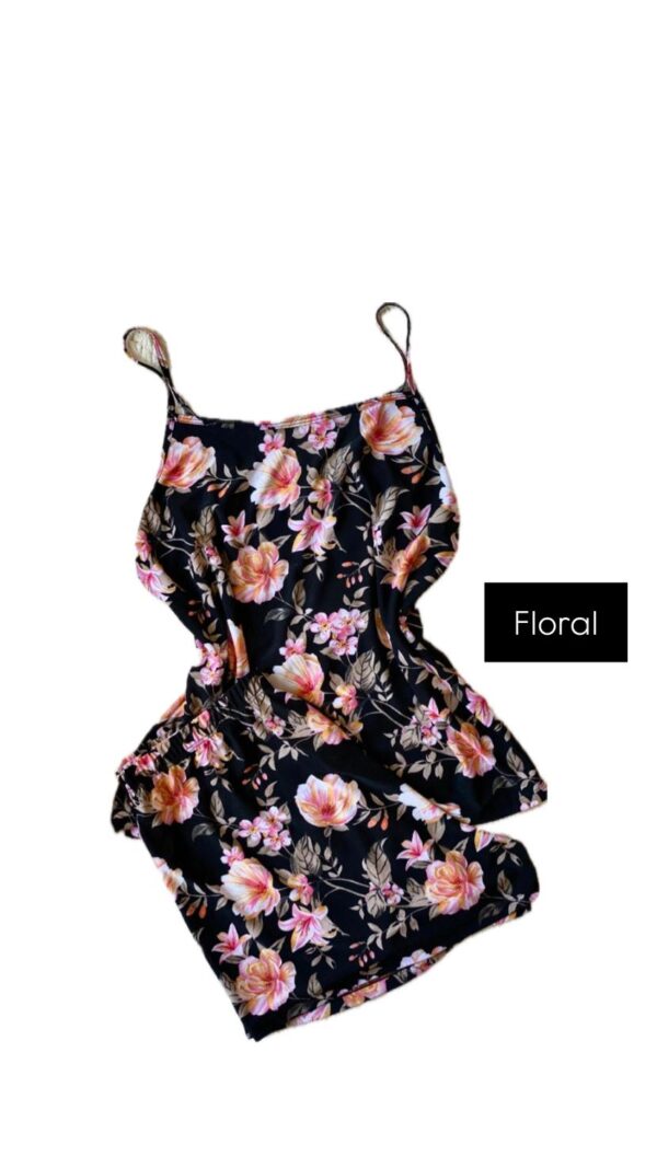 Conjunto de Pijama Feminino Regata com Shorts Estilo Casual - Imagem 4