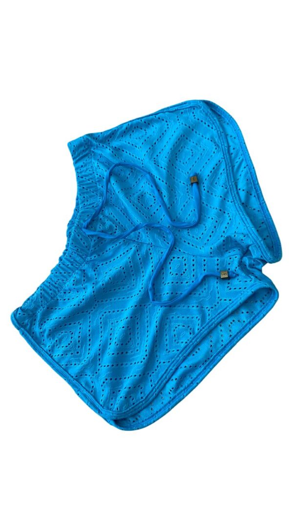 Short de Praia Feminino com Elastano Estampa Geométrica Vazada - Imagem 4